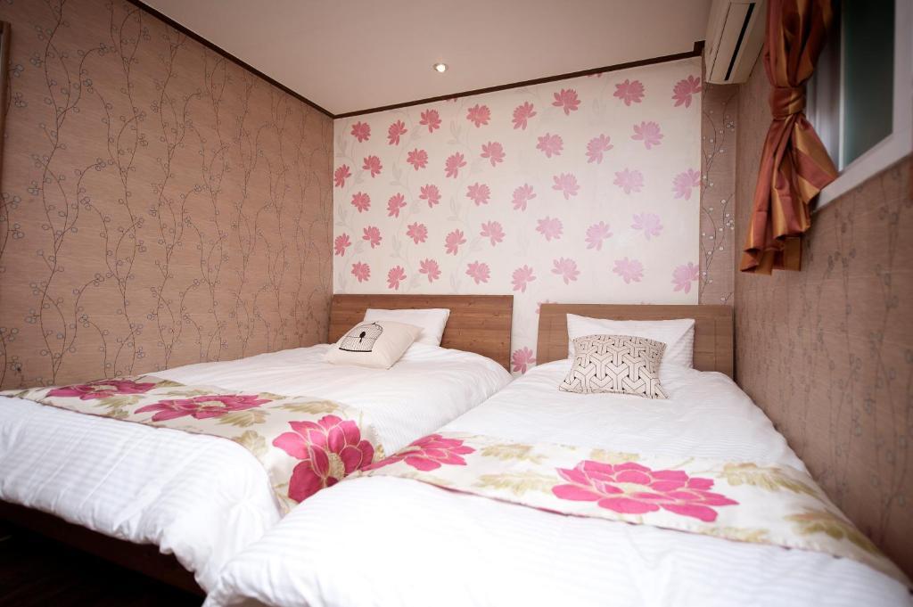 Shinchon Guest House Seúl Habitación foto